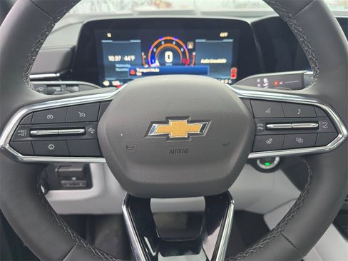 New 2025 Chevrolet Suburban Premier w/ Sun And Tow Package image 23