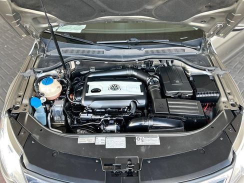 Used 2012 Volkswagen CC Sport FWD image 76