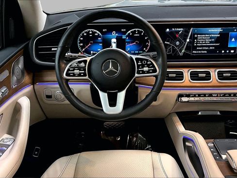 Used 2021 Mercedes-Benz GLS 450 4MATIC image 6