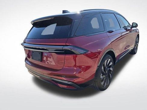 New 2026 Lincoln Nautilus Reserve w/ Jet Appearance Package image 3