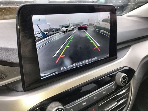 Used 2022 Ford Escape SE image 17