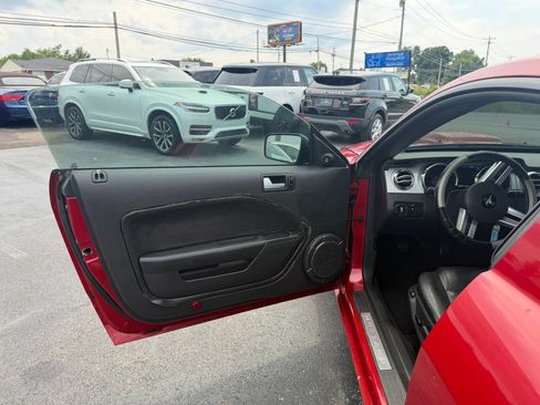 Used 2008 Ford Mustang GT Premium RWD image 27