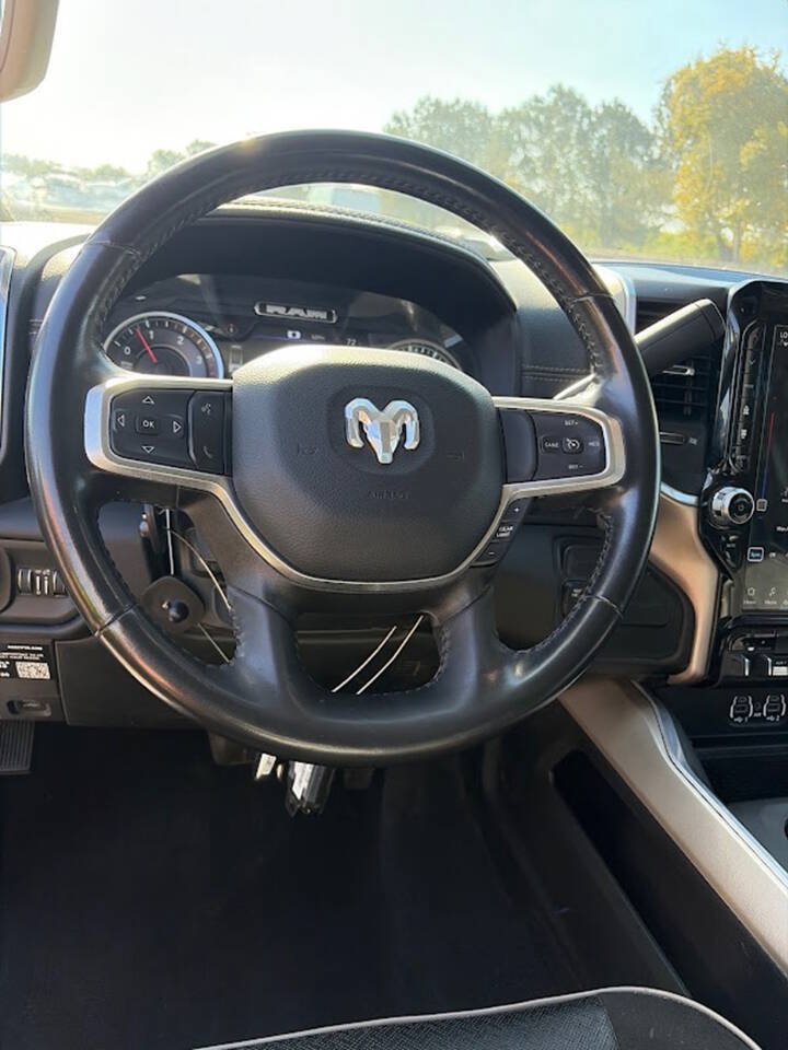 Used 2023 RAM 2500 Laramie AWD/4WD image 14