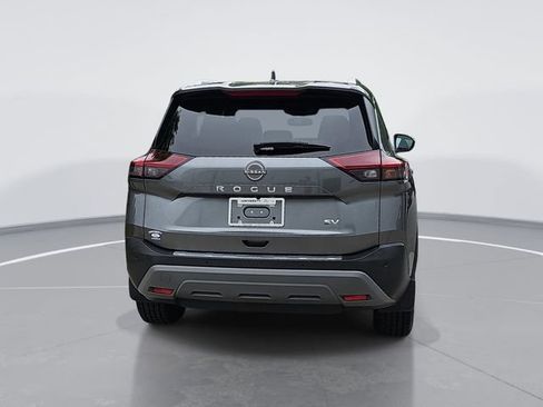 Used 2023 Nissan Rogue SV w/ SV Premium B Package FWD image 4