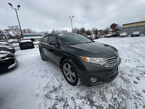 Used 2012 Toyota Venza Limited w/ Tow Pkg image 6