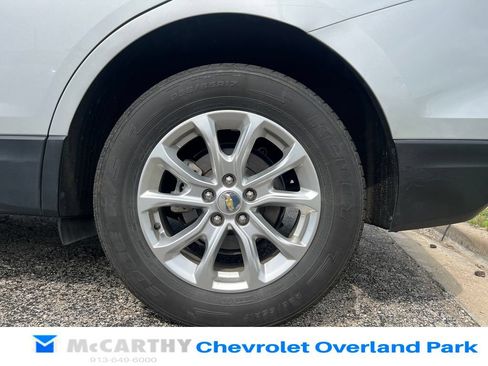 Used 2020 Chevrolet Equinox LT AWD/4WD image 9