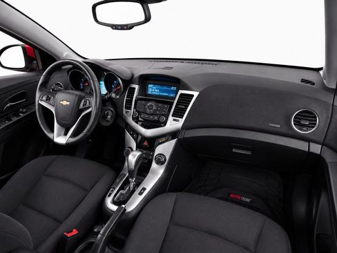 Used 2014 Chevrolet Cruze LT FWD image 15