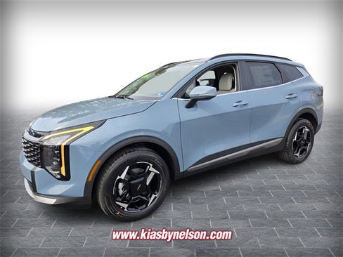 New 2026 Kia Sportage EX image 3