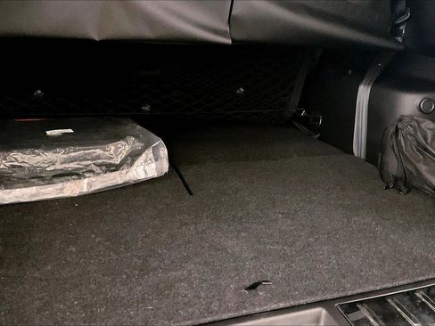 Used 2022 Mitsubishi Outlander SE image 33