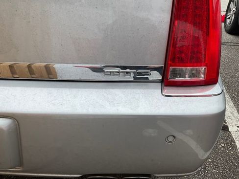 Used 2011 Cadillac DTS Luxury image 7