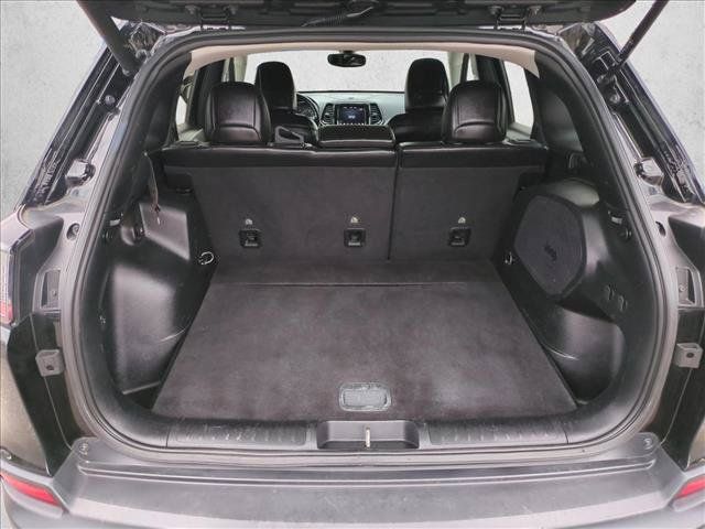Used 2020 Jeep Cherokee Limited w/ Trailer Tow Group AWD/4WD image 6