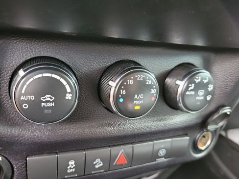 Used 2017 Jeep Wrangler Unlimited Sahara w/ Dual Top Group image 18