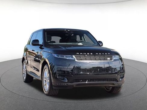 Used 2026 Land Rover Range Rover Sport SE AWD/4WD image 3