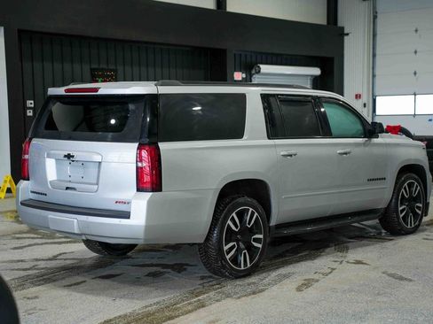 Used 2019 Chevrolet Suburban Premier image 5