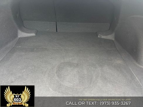 Used 2025 Toyota Corolla LE FWD image 7