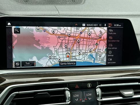 Used 2019 BMW X5 xDrive40i w/ Premium Package 2 AWD/4WD image 18