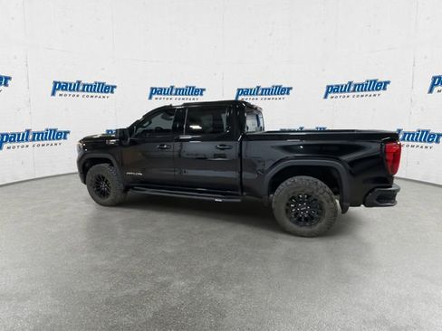 Used 2023 GMC Sierra 1500 AT4X image 7