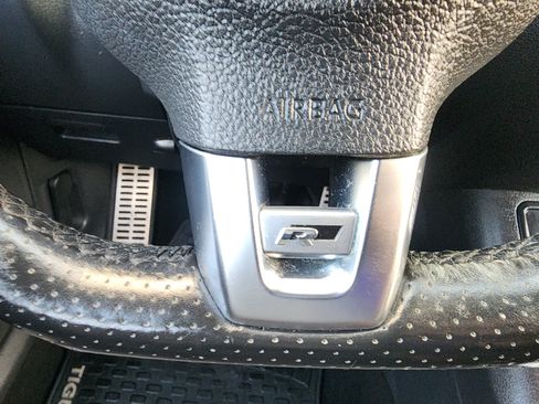 Used 2016 Volkswagen Tiguan R-Line FWD image 38