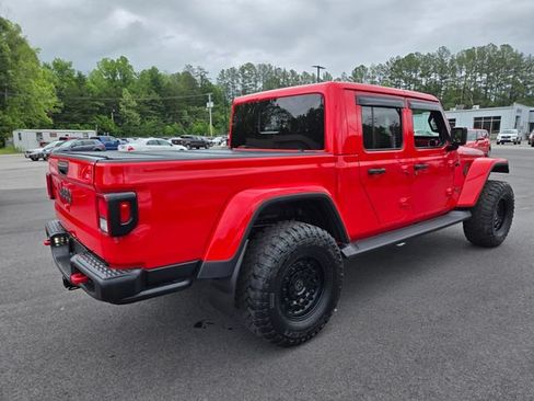 Used 2021 Jeep Gladiator Rubicon w/ Trailer Tow Package AWD/4WD image 11