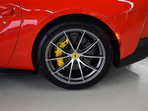 Used 2020 Ferrari 812 Superfast image 26