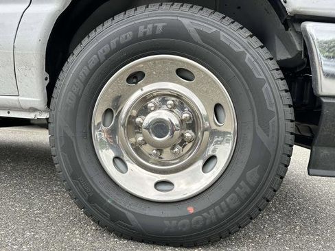 New 2026 Ford E-350 and Econoline 350 Super Duty w/ Power Equipment Group image 7