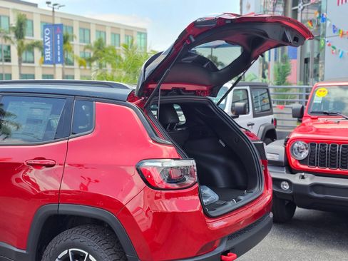 New 2026 Jeep Compass Trailhawk AWD/4WD image 8