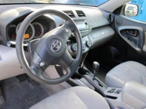 Used 2012 Toyota RAV4 FWD w/ Value Pkg image 13