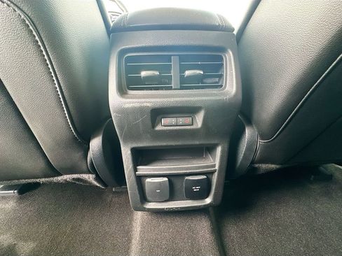 Used 2020 Ford Edge Titanium w/ Equipment Group 301A AWD/4WD image 26