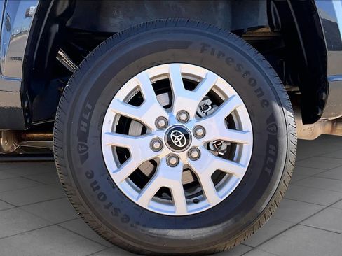 Used 2024 Toyota Tacoma SR5 image 11