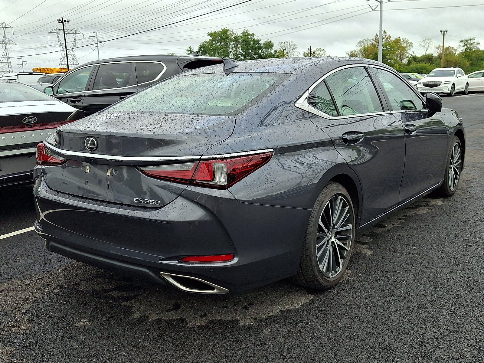 Used 2023 Lexus ES 350 w/ Premium Package FWD image 4