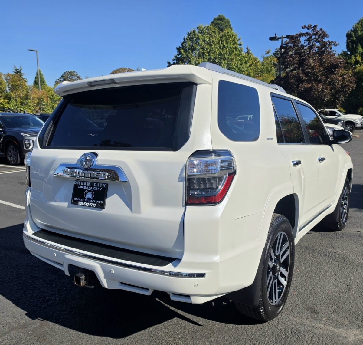 Used 2017 Toyota 4Runner Limited AWD/4WD image 5