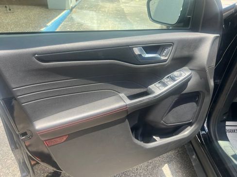 Used 2024 Ford Escape ST-Line FWD image 13
