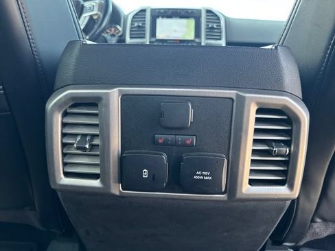 Used 2018 Ford F150 Platinum w/ Equipment Group 701A Luxury AWD/4WD image 34