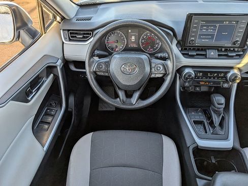 Used 2022 Toyota RAV4 XLE image 22