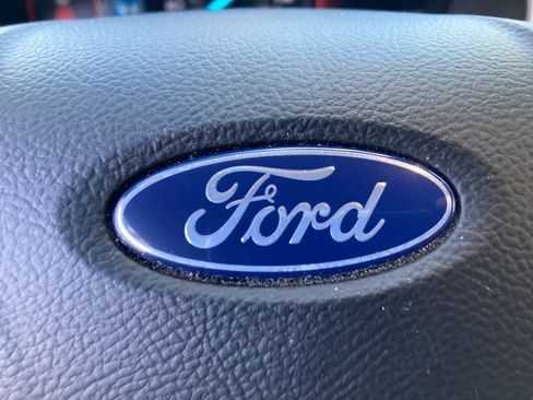 Used 2020 Ford Edge SEL w/ Cold Weather Package image 26