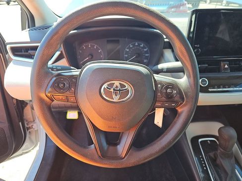 Used 2023 Toyota Corolla LE image 17