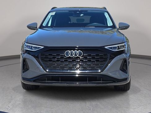 Used 2024 Audi Q8 e-tron Premium Plus w/ Premium Plus Package AWD/4WD image 3
