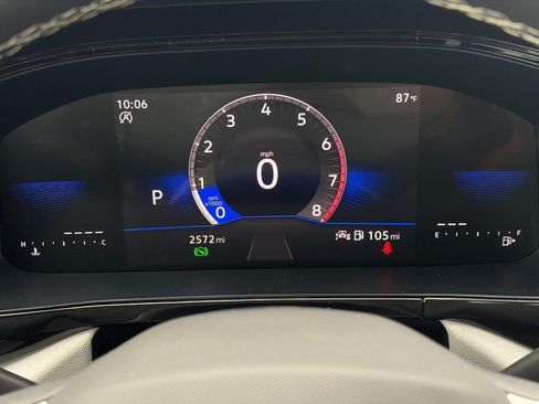 Certified 2024 Volkswagen Taos S FWD image 25