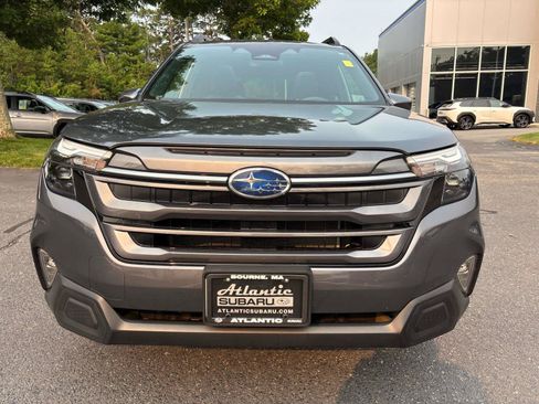 Used 2026 Subaru Forester Premium AWD/4WD image 8
