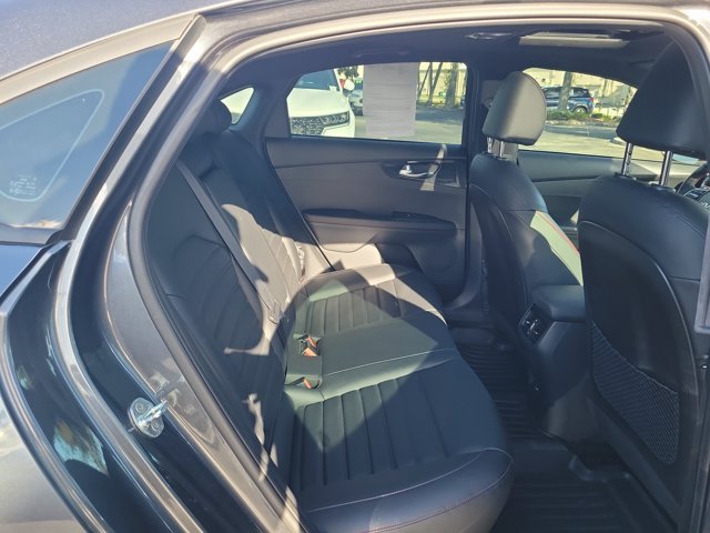 Used 2022 Kia Forte GT FWD image 8