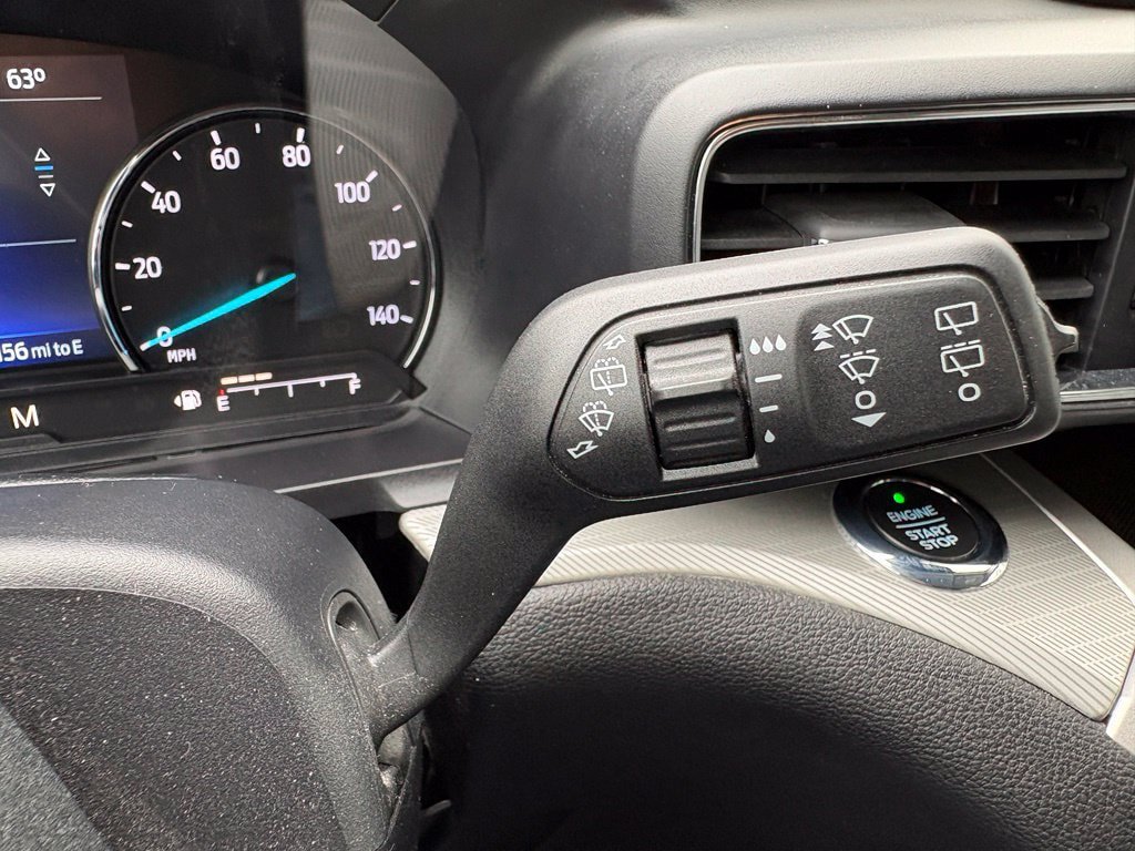 Used 2021 Ford Explorer XLT w/ Equipment Group 202A AWD/4WD image 22