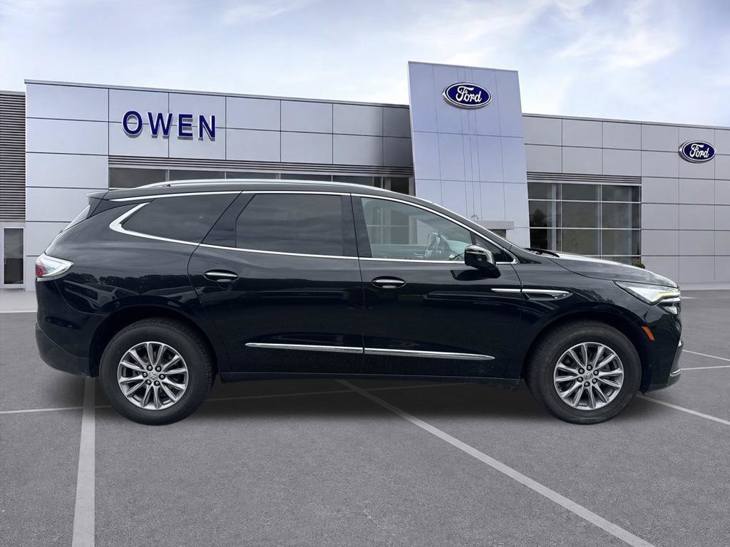 Used 2023 Buick Enclave Essence FWD image 6