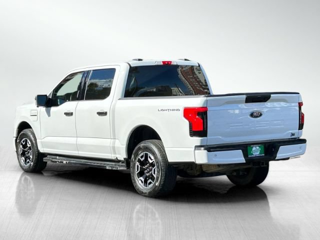 Used 2022 Ford F150 Lightning XLT AWD/4WD image 6