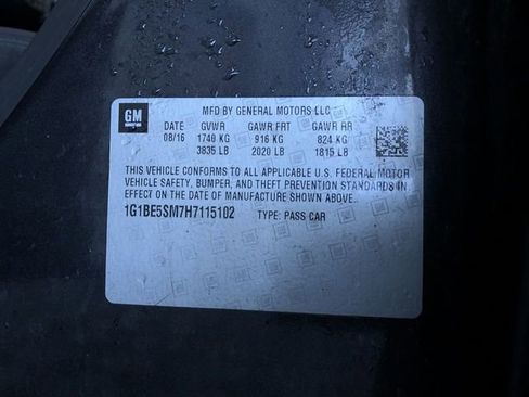 Used 2017 Chevrolet Cruze LT image 31