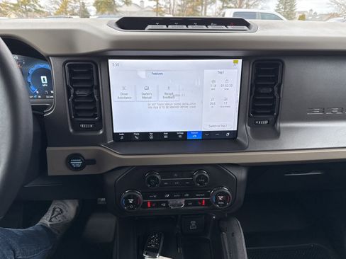 New 2025 Ford Bronco Big Bend w/ Black Diamond Package AWD/4WD image 5