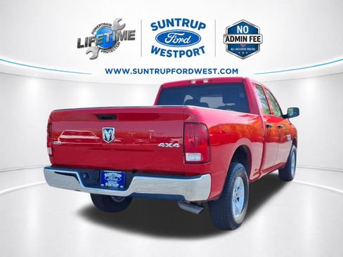 Used 2024 RAM 1500 Classic SLT AWD/4WD image 4