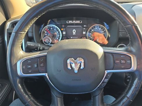 Used 2019 RAM 1500 Laramie image 15