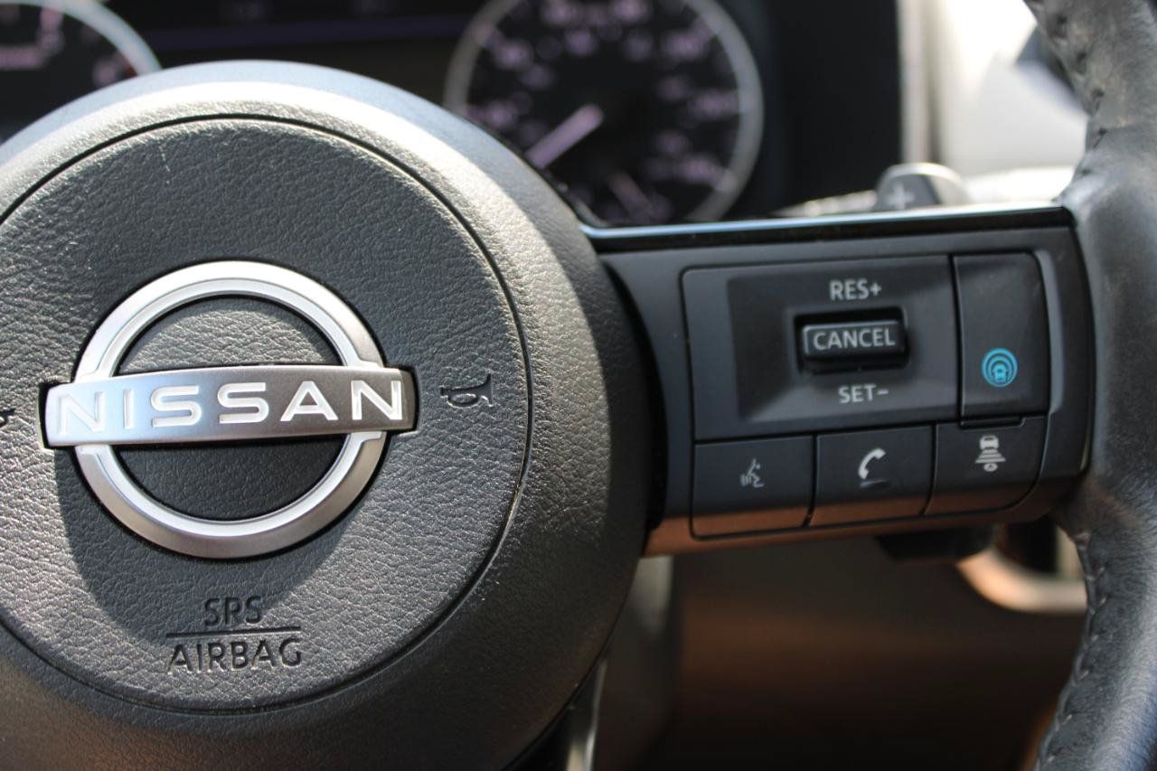 Used 2023 Nissan Rogue SL w/ SL Premium Package FWD image 20