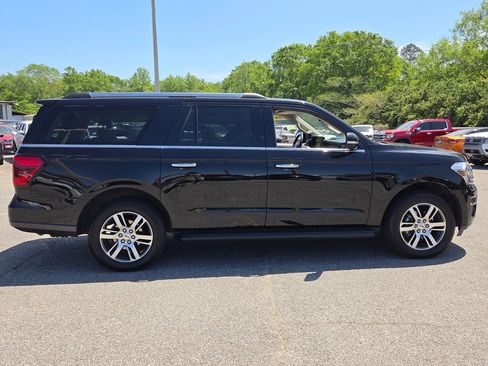 Used 2024 Ford Expedition Max Limited image 12