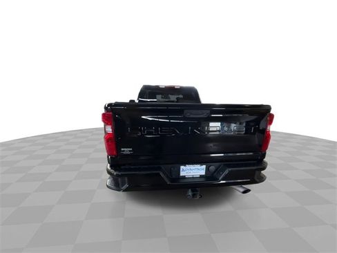 Certified 2022 Chevrolet Silverado 2500 Custom w/ Custom Value Package image 6